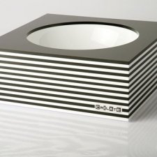 Boîte plexiglas CRILATE avec lentille