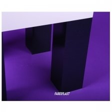 Table basse SAIDO de plexiglas et Foamapan