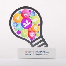 Trophée en méthacrylate MAKING SCIENCE EBN