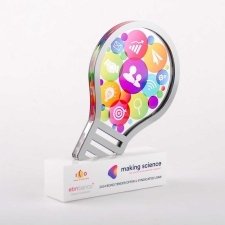 Trophée en méthacrylate MAKING SCIENCE EBN