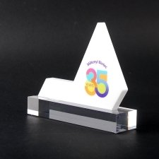 Trophée en méthacrylate MILTENYI BIOTEC