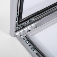 Panneau daffichage extérieur argenté