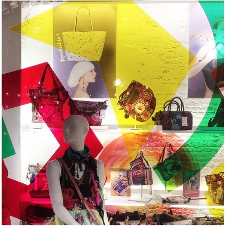 Plaques Plexiglas Desigual