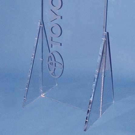 Présentoir plexiglas TOYOTA