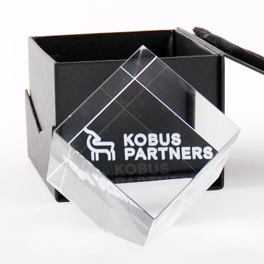 Blocs de cristal gravés