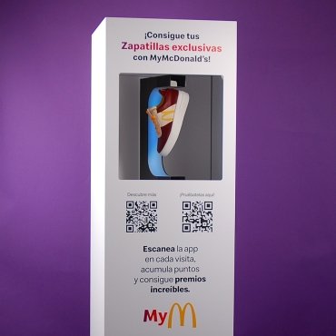 Vitrines plexiglas surface